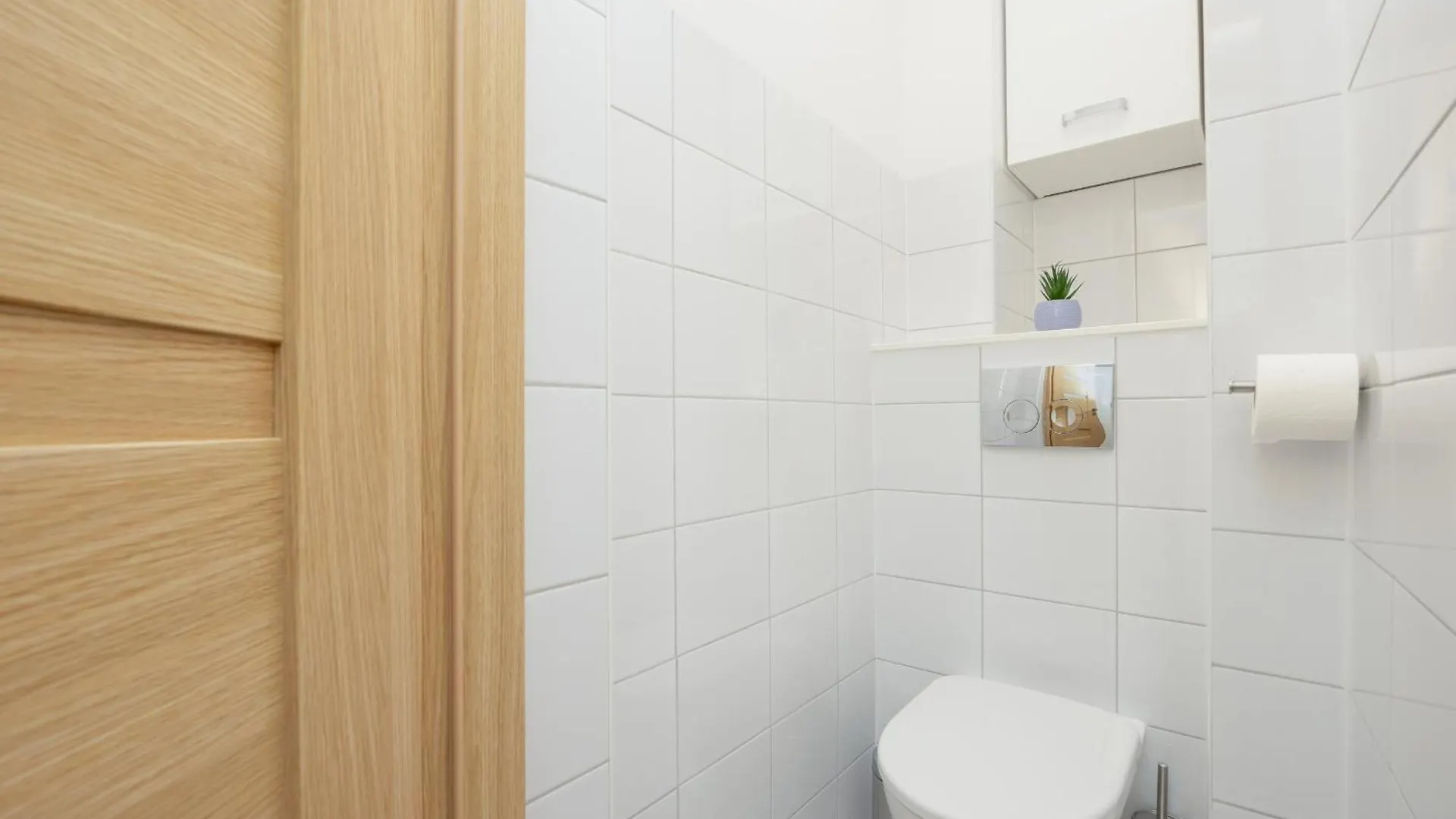 Sienna Cosy & Family Apartment Warsaw Center By Noclegi Renters 0*,